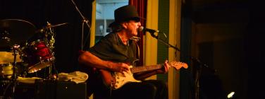 TonyJoeWhite210411-014