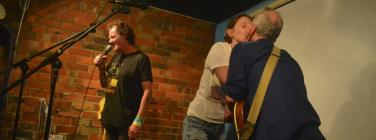 Blackmolls060412_003