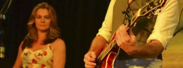 DustRadioBand040312_013
