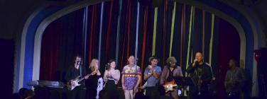 GrandFinalEvePieNight2012_104