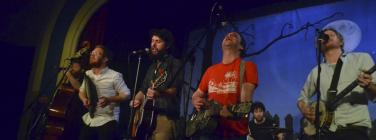 GraveyardTrainCaravan100812_014