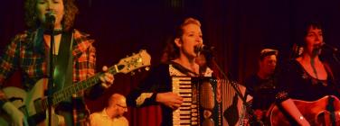 JunesPennyBlack030812_002