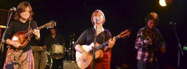LizStringerCDLaunch100612_013