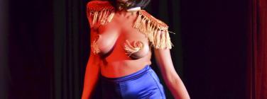 DrSketchys280413_055