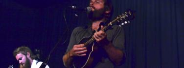 WoodenMusicTourCaravan010213_015
