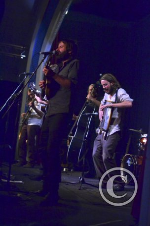 WoodenMusicTourCaravan010213_020
