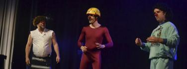 AcrobatvsIdiot270914_020