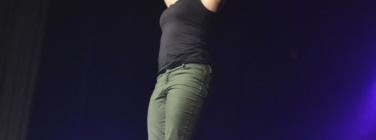 AcrobatvsIdiot270914_080