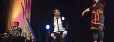 AcrobatvsIdiot270914_137