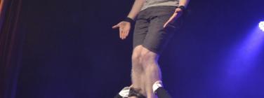 AcrobatvsIdiot270914_151