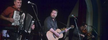 MickThomasCaravan070314_025