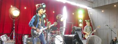 OutontheWeekend2014_035
