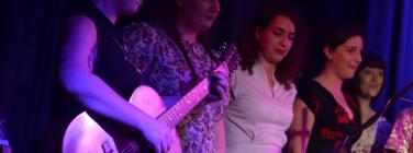 IYSHSH280915_031