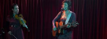 BandWhoKnewTooMuchSM131116_004