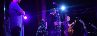 TripodChristmasTurkeys091216-063