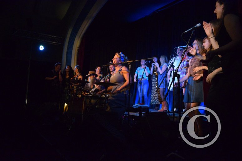 Hat Fitz and Cara with choir at the Caravan Music Club 25/01/26