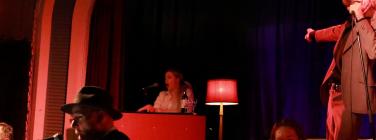 JVG introducing Loretta at the Caravan Music Club 01/06/17