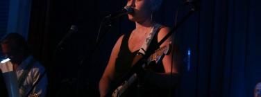 Liz Stringer at the Caravan Music Club 12/11/17