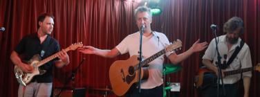 Dan Warner and the Night Parrots Band at Union Hotel Brunswick 1/12/2018