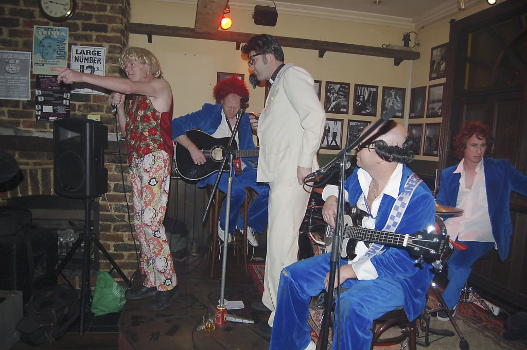 photo13.jpg