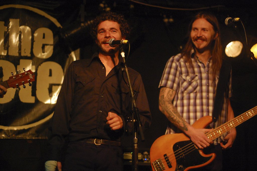 photo4.jpg