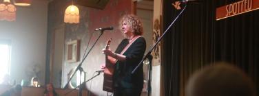 Suzannah at the Spotted Mallard 02/06/19