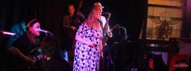 Tracey Miller and the Cyclones at the Lomond Hotel 30/06/19