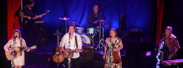 Mick Thomas and the Roving Commission at Memo Music Hall 23/12/21