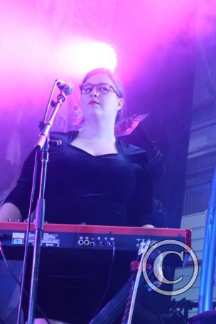 Liz Stringer and band at Out on the Weekend 2021