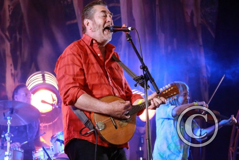 Mick Thomas and the Roving Comission at Out on the Weekend 2021