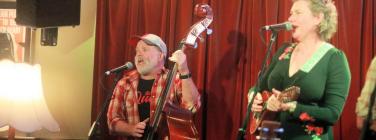 The Cartridge Family at Union Hotel Brunswick 17/04/22