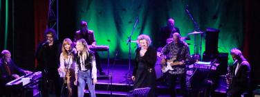Suzannah Espie with Henry Wagons, Freya Josephine Hollick and Ginger Light at Memo Music Hall 21/05/22