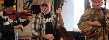 The Cartridge Family at Leadbeater Hotel 02/09/23