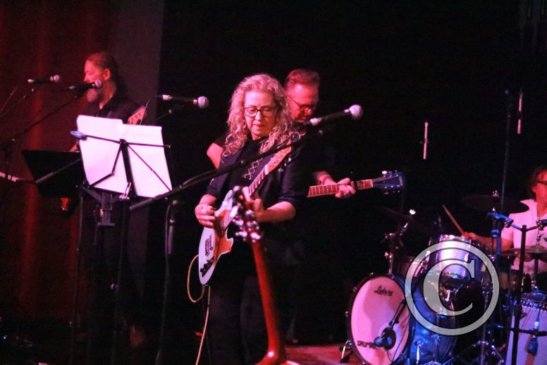 Barb Waters at Brunswick Ballroom 14/05/23