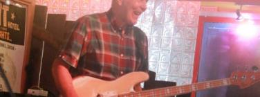 Suzannah and band at the Retreat Hotel 07/11/23: Chris Dodgy Rogers