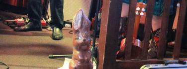 Traditional Easter bunny at the Union Hotel Brunswick 23/03/24