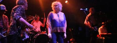 Icecream Hands with Suzannah Espie at the Northcote Social Club 15/12/24