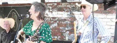 The Cartridge Family at Kindred Studios 01/03/25