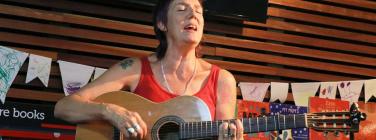 Sarah Carroll at the Emerald Hill Library 25/03/25