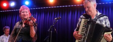 Mick Thomas & the Roving Commission at Archies Creek Hotel 1/1/25