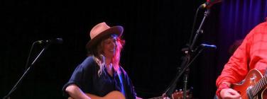 Mick Thomas & the Roving Commission at Archies Creek Hotel 1/1/25