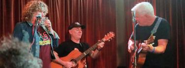 Jack O'Dell, Suzannah and Jeff Lang at Union Hotel Brunswick 31/08/25